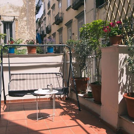 La Casa Del Nespolo, 2 Terrazzi E 2 Bagni In Centro Apartment Naples Exterior photo