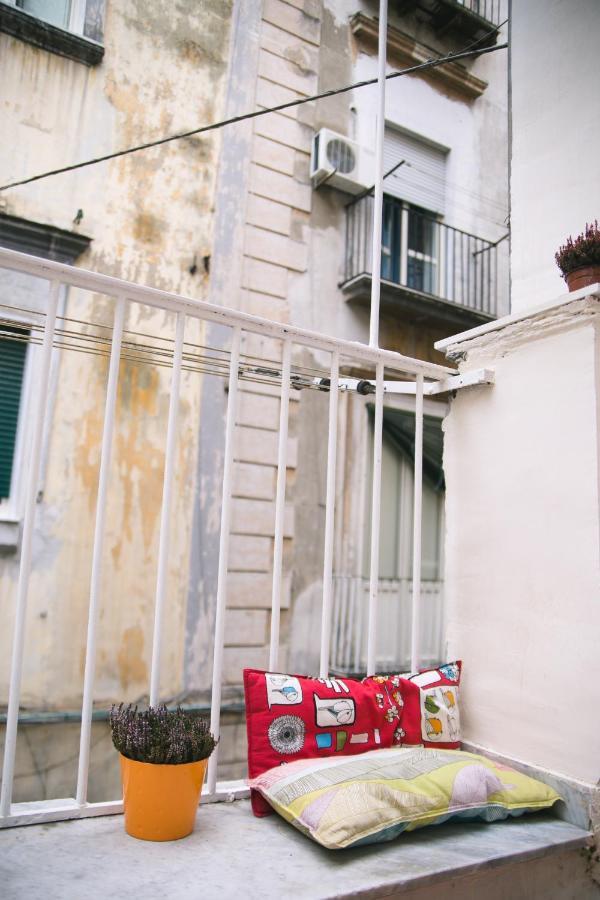 La Casa Del Nespolo, 2 Terrazzi E 2 Bagni In Centro Apartment Naples Exterior photo